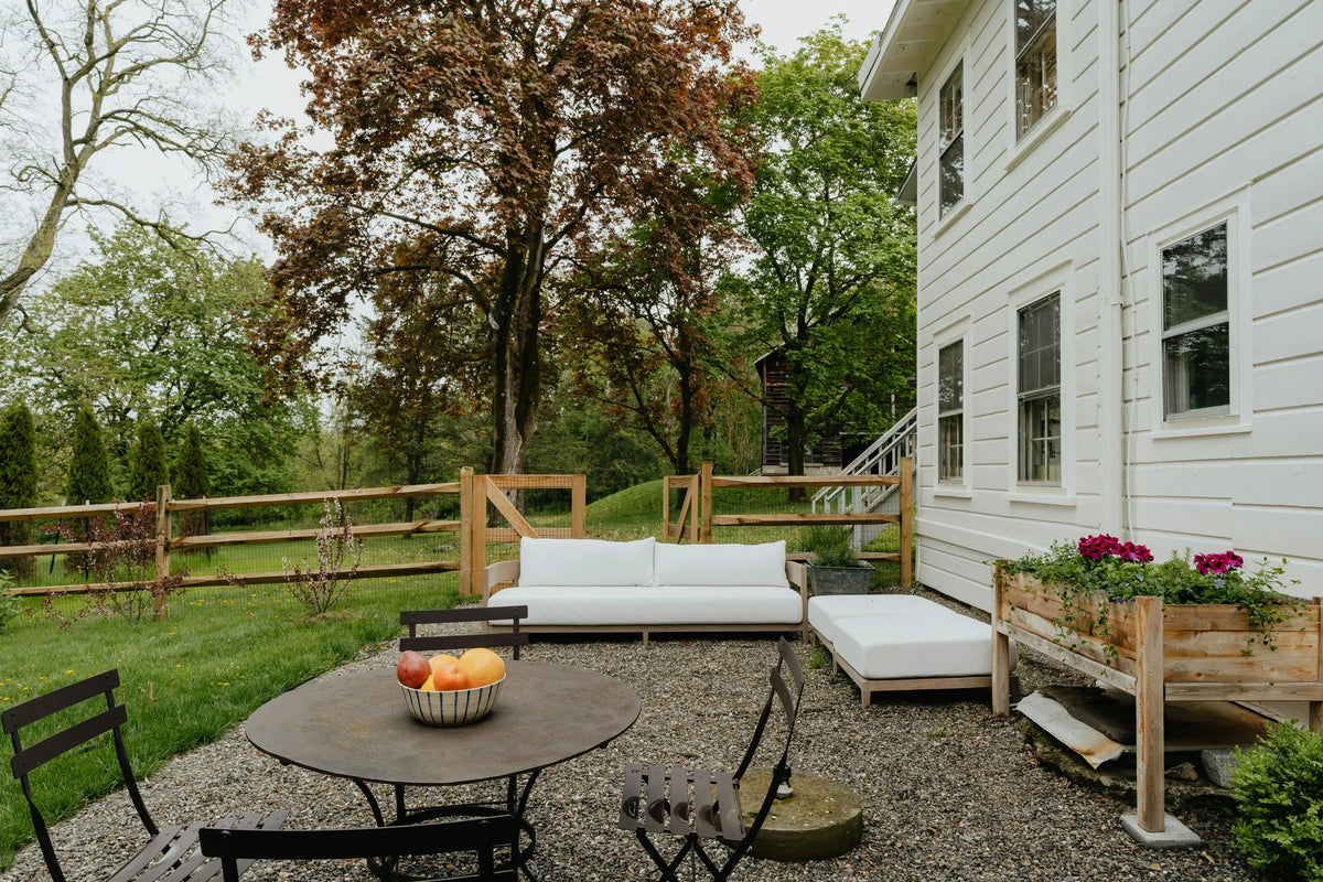 Yard & Outdoor Living